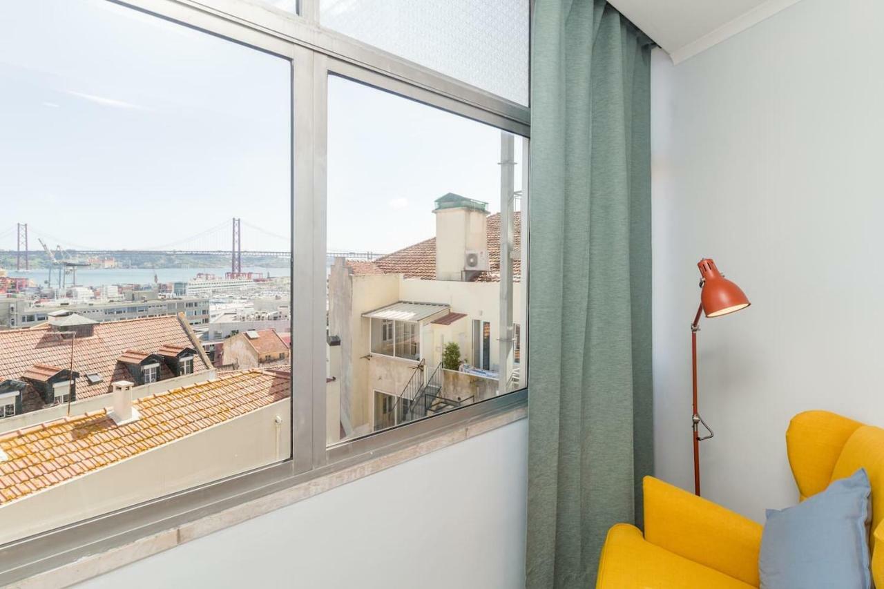 Ola Lisbon - Lapa With Panoramic View II Apartment Exterior photo