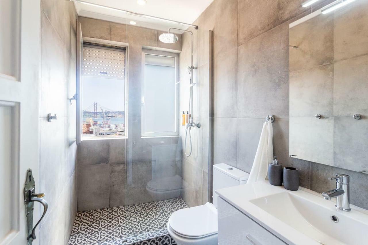 Ola Lisbon - Lapa With Panoramic View II Apartment Exterior photo